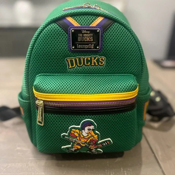 Disney Loungefly Mighty Ducks Conway 96 Mini Backpack - Rare/Never Used - Picture 2 of 9